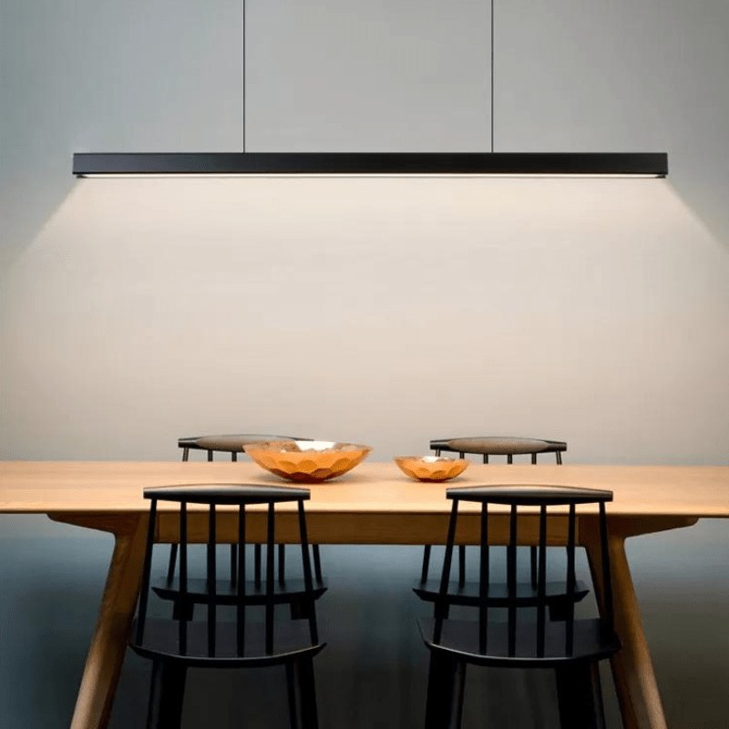 BE SHINE Suspension barre LED noire design minimaliste