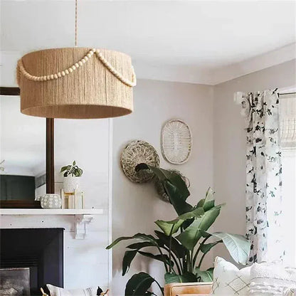 BE SHINE Suspension en fibre naturelle ornée de perle en bois