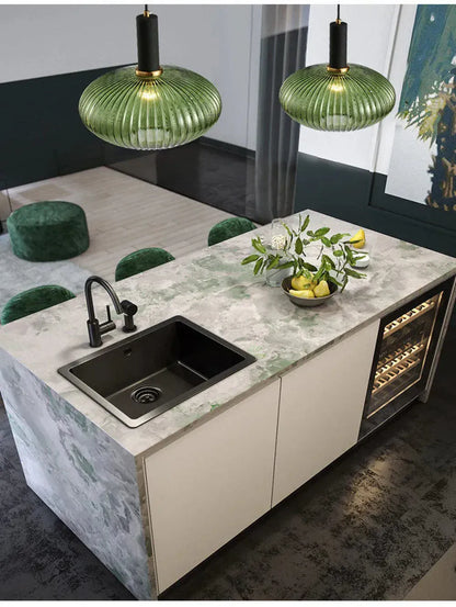 BE SHINE Suspension ovale en verre côtelé