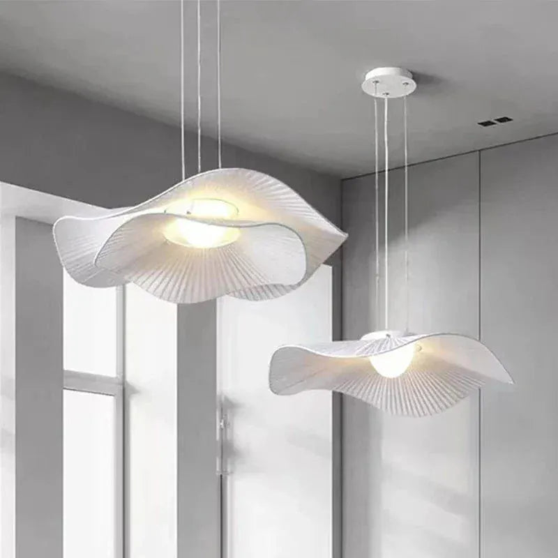 Eclairage suspension Suspension blanche art-déco