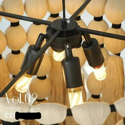 ECLAIRAGE SUSPENSION Suspension bohème avec pampille en laine