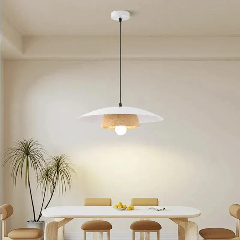 Eclairage suspension Suspension en bois style Japandi