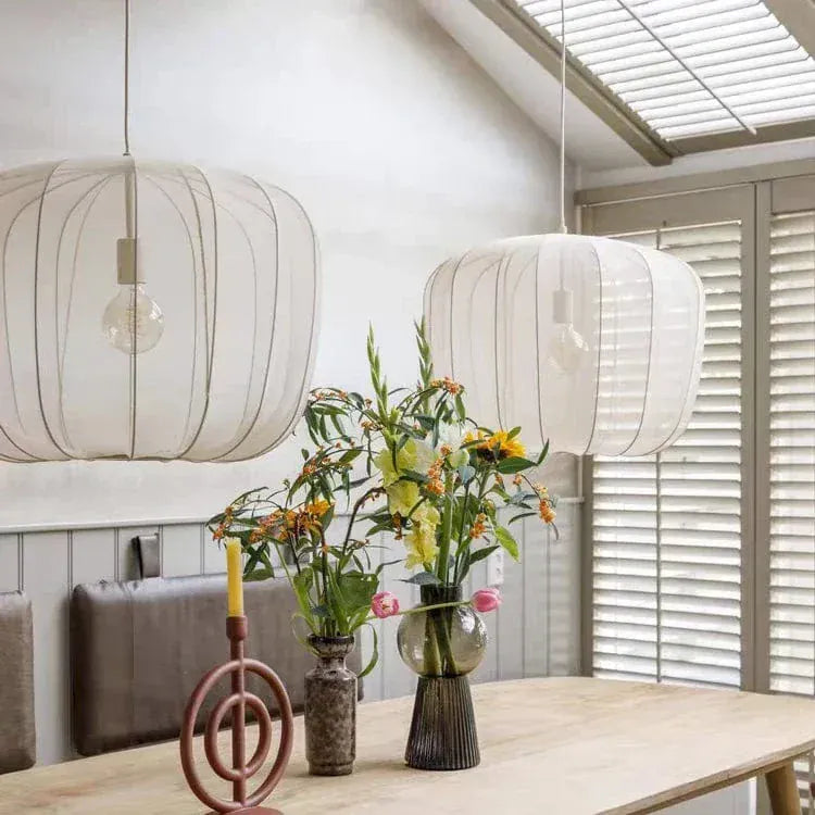 Eclairage suspension Suspension en tissu blanc