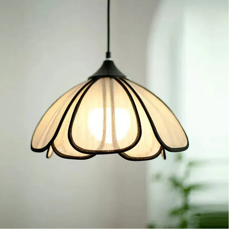 Eclairage suspension Suspension fleur en tissu